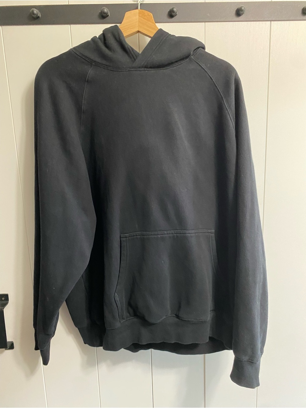 Aritzia Black Oversized Pullover Hoodie